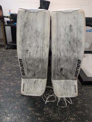 35" 2022 Bauer Mach Goalie Leg Pads Pro Stock (Used)
