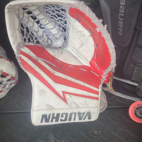 Vaughn Velocity V9 Junior Goalie Glove & Blocker Set