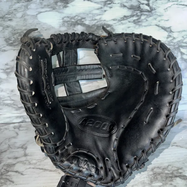 Wilson RH First Base A2000 2800F ZBM Baseball Glove 12.25" (Used)
