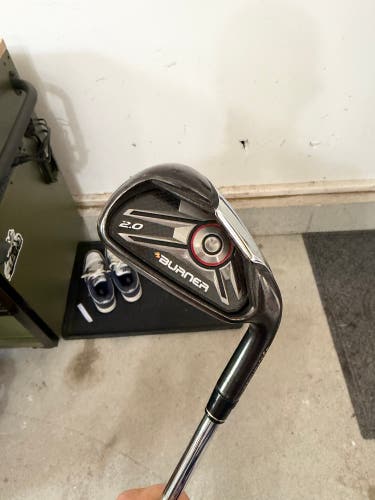 Men's 2011 TaylorMade Burner 2.0 Right Handed Iron Set Stiff Flex (9 Clubs) #4 - #9, PW, GW, SW