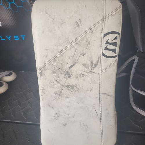 Warrior Ritual G7 Junior Goalie Blocker