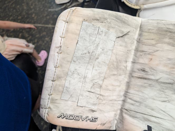 35" 2024 Bauer Supreme Shadow Goalie Leg Pads (Used)