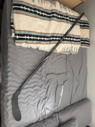 Senior Bauer Nexus Tracer Left Hand Hockey Stick P28 77 Flex Pro Stock (Used)