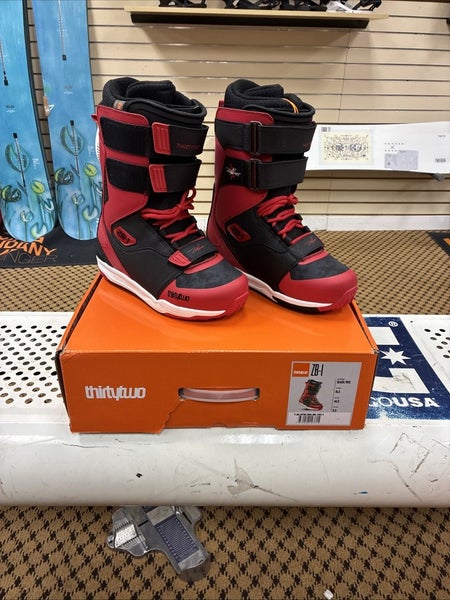Thirty Two ZB-1 Size 10.5 Mens Snowboarding Boot NEW 25/26