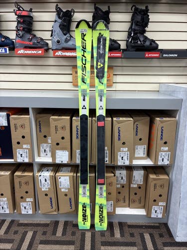 Fischer RC4 SL FIS 158 cm Racing Skis NEW 25/26