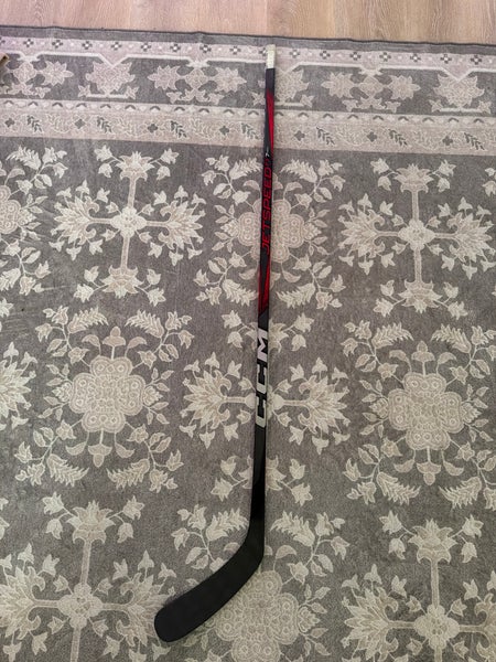Intermediate CCM JetSpeed FT7 Pro Right Handed Hockey Stick P29 65 Flex (New)