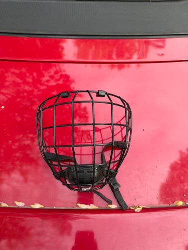 Large CCM Full Cage FM70 (Used)