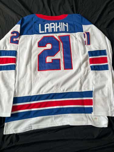 NEW Dylan Larkin Team USA Olympic Hockey Men's Jersey Stitched Size XL