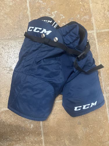 Youth Medium CCM LTP Hockey Pants (Used)