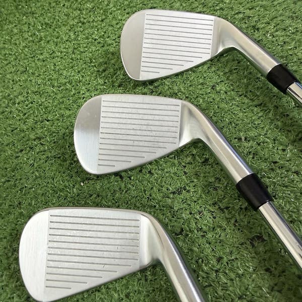 Titleist 620 CB Iron Set 4-9 Project X LZ 6.5 Extra Stiff Flex