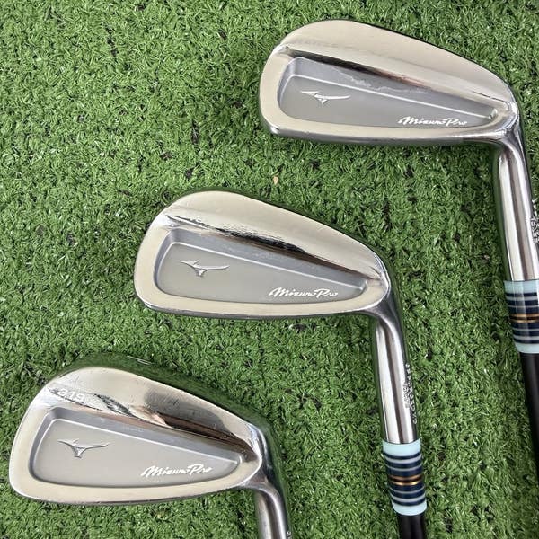Mizuno Pro 319 Forged Iron Set Fujikura Axiom Velocore 75g Regular