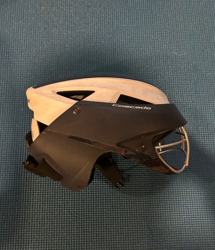 Cascade LX women’s lacrosse Lax Headgear Navy Blue Used adjustable