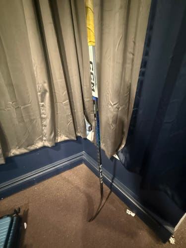 Senior CCM JetSpeed FT6 Pro Left Hand Hockey Stick P28 85 Flex Pro Stock (Used)