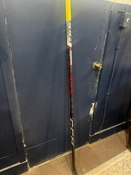 Senior CCM JetSpeed FT6 Pro Left Hand Hockey Stick P29 85 Flex (Used)