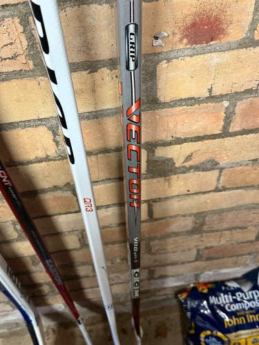 Senior CCM Vector Left Hand Hockey Stick W05 100 Flex (Used)