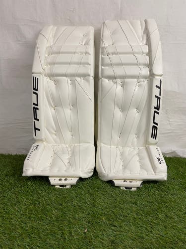 True Catalyst 7X3 Goalie Leg Pads | Intermediate 31" (+2)