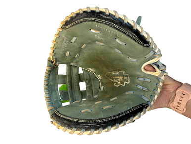 Used Marucci CADDO SERIES 32 IN FASTPITCH BB/SB Catchers RH Throw Grey 32" 11682-S000130138
