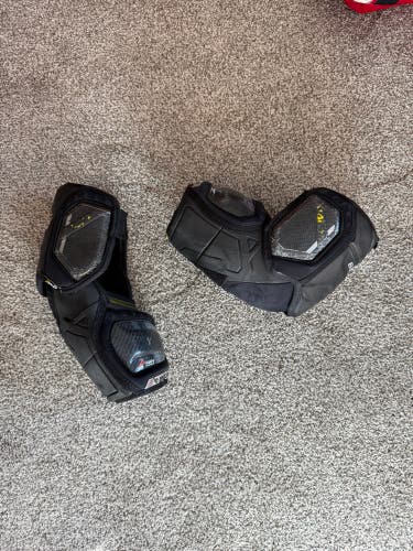 Senior Medium Bauer Supreme Mach Elbow Pads (Used)