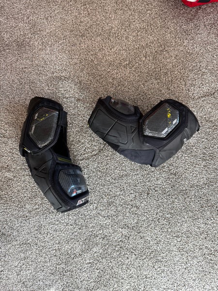 Senior Medium Bauer Supreme Mach Elbow Pads (Used)