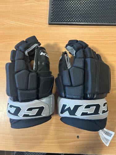 CCM LA Kings Pro Model Gloves 14" Pro Stock (New)