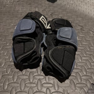 Medium/Large Adult STX Assault Arm Pads (Used)
