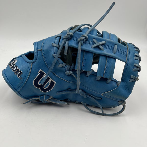 Wilson A2000 1679 12.5 First Base Mitt Baseball Glove