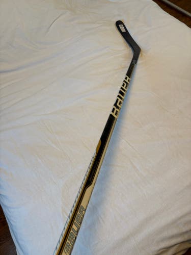 Senior Bauer Left Hand Hockey Stick P14 102 Flex (Used)