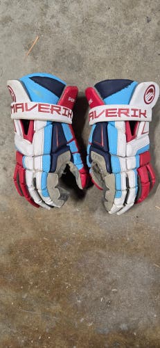 Showtime Maverik M6 Lacrosse Gloves (Used, odor)