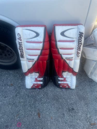 33" Heaton Helite 10 Goalie Leg Pads (Used)