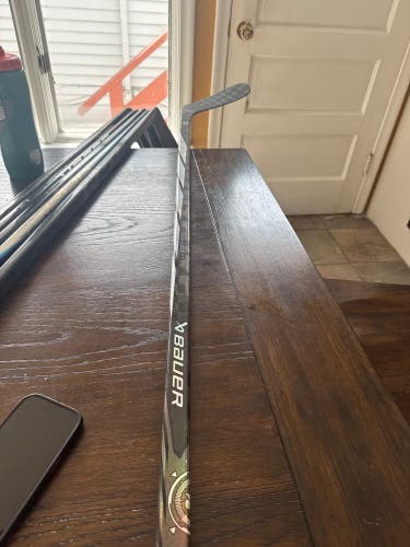 Senior Bauer Proto-R Right Handed Hockey Stick P90TM 77 Flex (Used)
