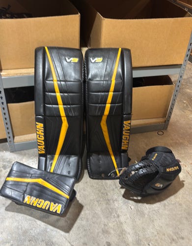 Black/Sport Gold 35" Senior Vaughn V9 Goalie Full Set Regular Pro Stock (Used)