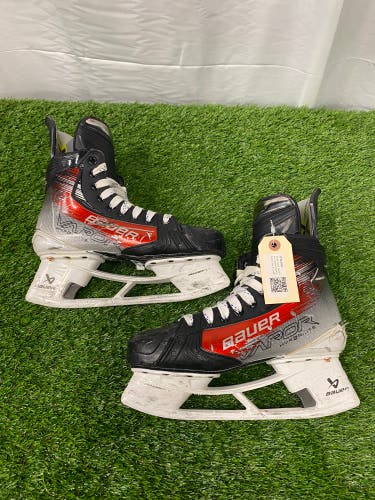 Bauer Vapor Hyperlite 2 Hockey Skates | Senior size 8 (Used)