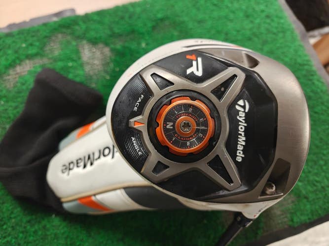 Taylormade R1 White Adjustable Driver Regular Flex RIP 65 Graphite w Headcover