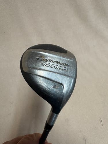 Men's TaylorMade 200 steel Right Handed Fairway Wood Stiff Flex 3 Wood (Used)