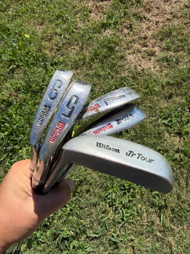 Wilson Junior tour Right Handed Iron Set 5 Pieces 3,5,7,W,Putter(Used)