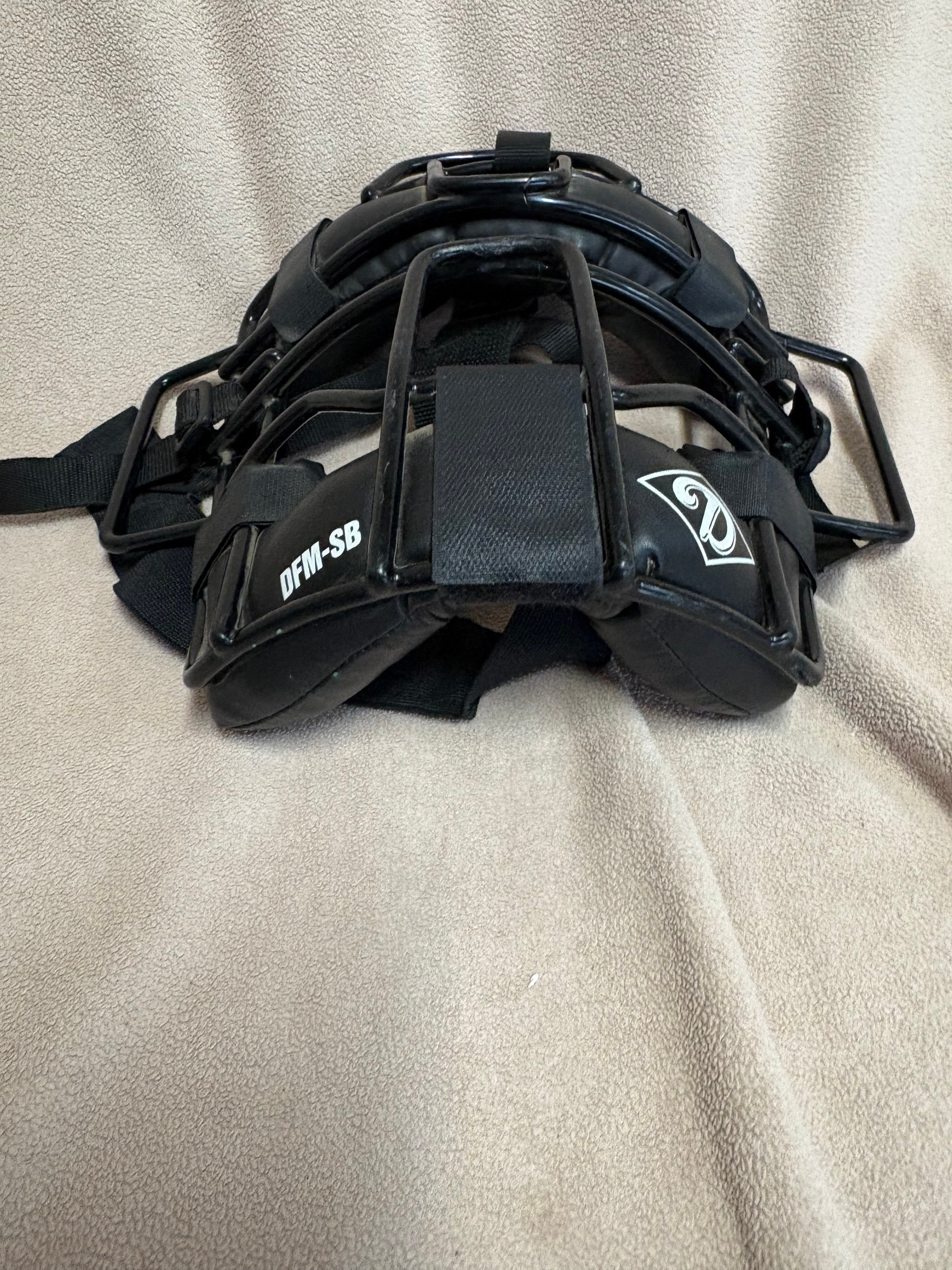 Masque Catcher/arbitre Diamond DFM-20 Noir, Acier Rembourré, Softball Baseball