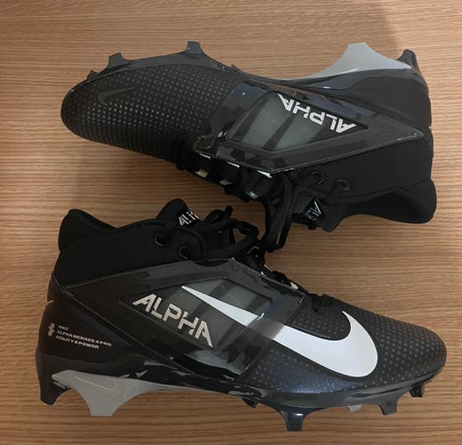 Men's Size M 12.0 (W 13.0) Nike Alpha Menace Pro 4 Mid Top Molded Cleats (New)
