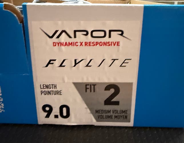 2025 Bauer Vapor Flylite Hockey Skates Regular Width 9 (Used)