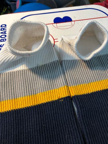 Blue Junior Medium Knit Socks (Used)