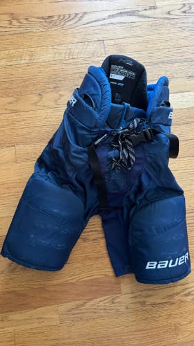 Intermediate Medium Bauer HP Pro Hockey Pants (Used)