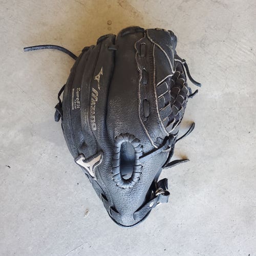 2024 RH Mizuno Prospect Baseball Glove 10.75" (Used)