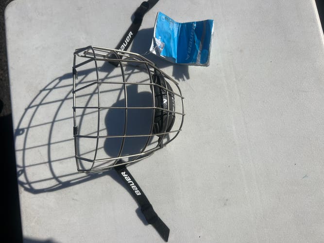 Medium Bauer True Vision Full Cage (New)