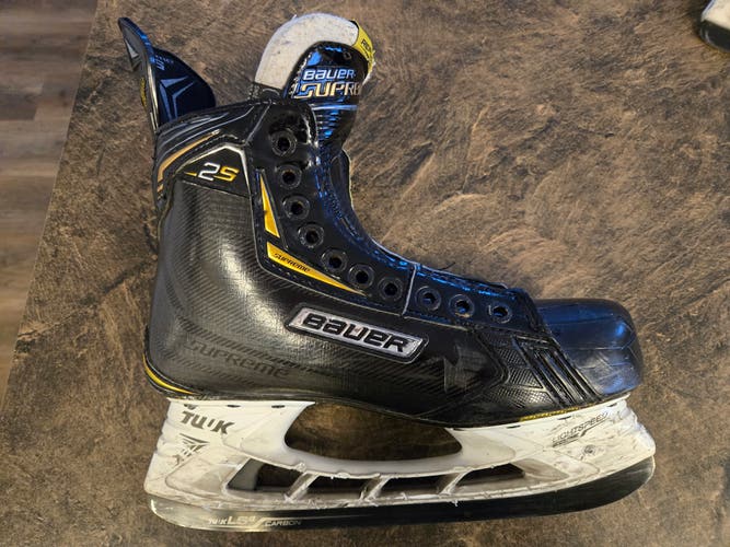 Bauer Supreme 2S Hockey Skates Regular Width 8 (Used)