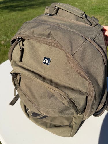 Brown Men's Large/Extra Large Quicksliver Backpack (Used)
