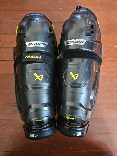 Intermediate Bauer Supreme Mach 13" Shin Pads (Used)