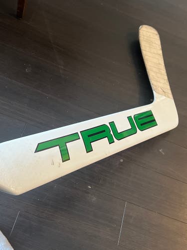 Senior True Catalyst 9x3 Regular Goalie Stick 26" Paddle Pro Stock (Used)