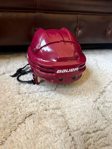 Medium Bauer 4500 Helmet (Used)