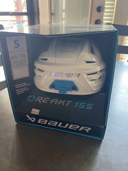 Small Bauer Re-Akt 155 Helmet (New)
