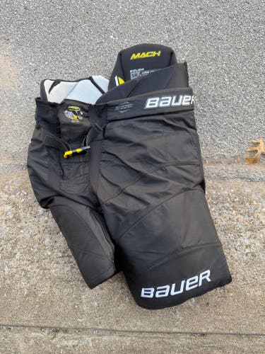 Senior Large Bauer Supreme Mach Hockey Pants (Used)