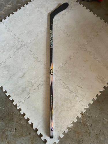 Junior Bauer Proto2 Right Handed Hockey Stick P28 50 Flex (New)